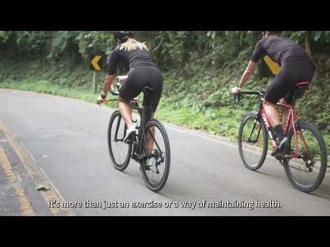 WaveWear Bibshorts with Hamstrings and Thigh Support Kinesiology Taping cycling demonstration video