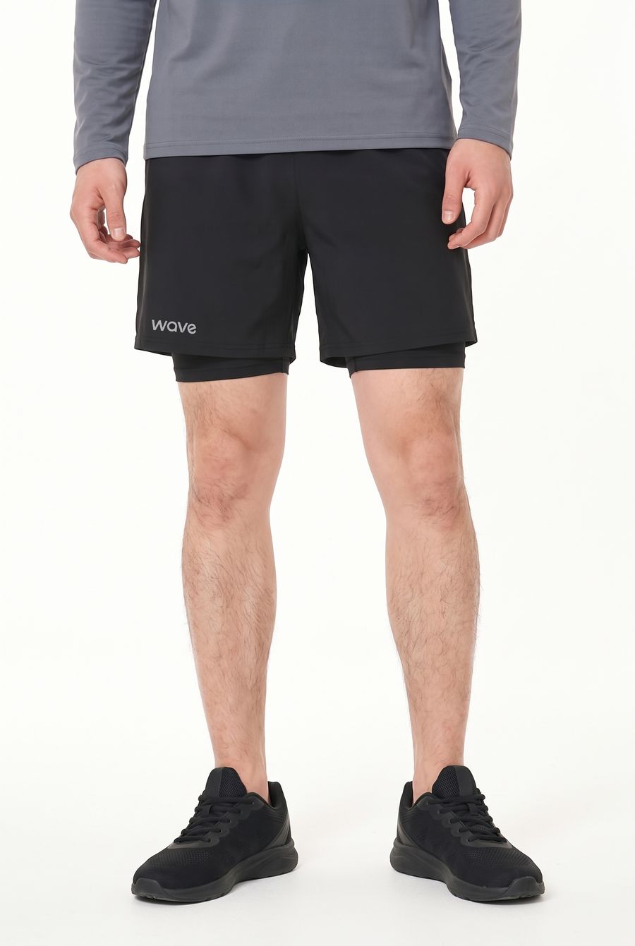 Front view on model; the inner sits slightly longer than the outer short