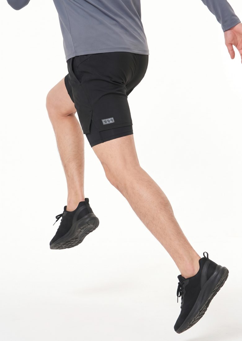 Running side view with the side slit open
