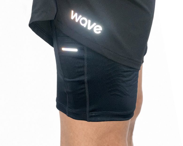 Reflective bar above the inner pocket