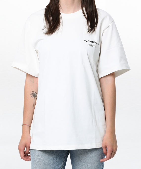 WaveWear white comfortable sports tee for men with short sleeves and minimal logo design
