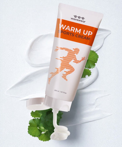 Tube de crème d'échauffement sportive WaveWear de 200 ml, avec crème appliquée montrant une texture blanche et lisse