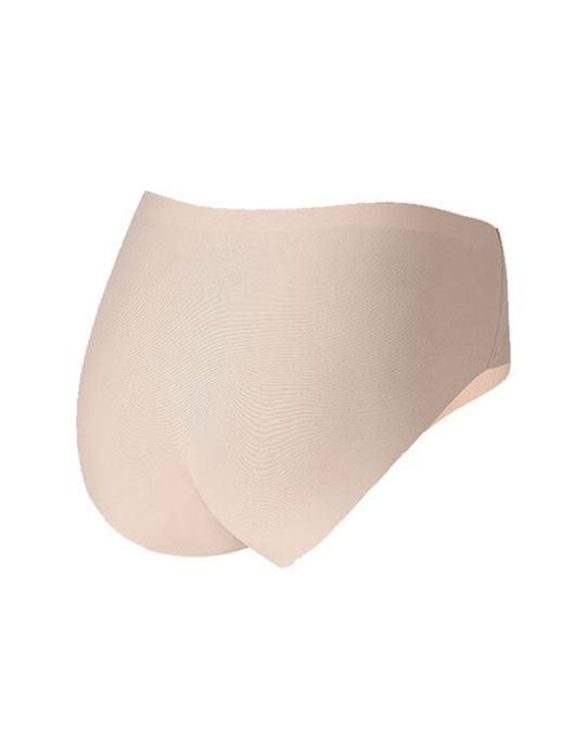 WaveWear women's seamless underwear in beige with smooth, comfortable fabric and no visible seams